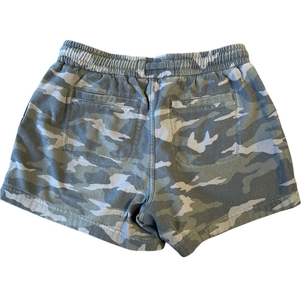Athleta Camo Print Farallon Women's Shorts Size 2 - Picture 2 of 6